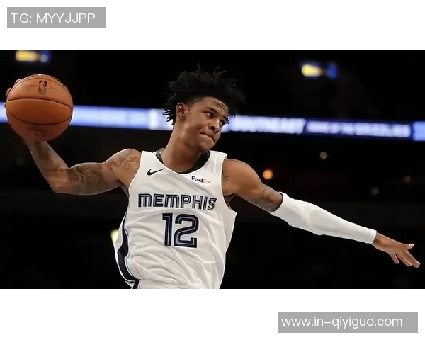 考辛斯盛赞华子与莫兰特组合完美契合展现篮球新风貌