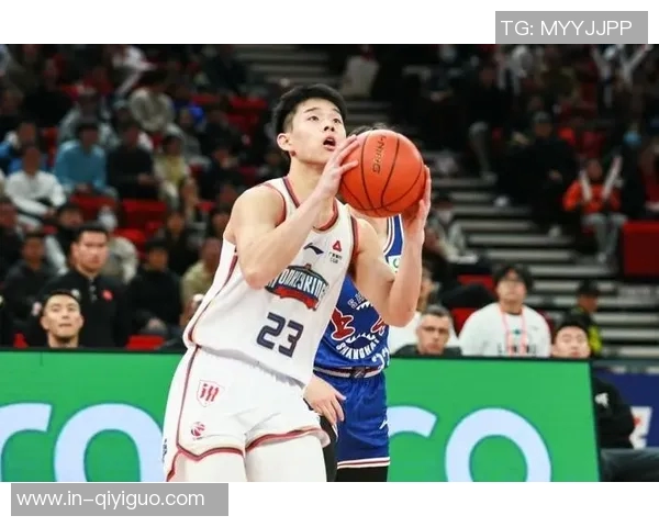 林葳半场表现不佳仅13分钟2投0中收获1助攻1抢断令人失望