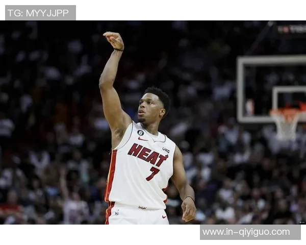 洛瑞回忆与马克西的对话期待季后赛的信心与责任感